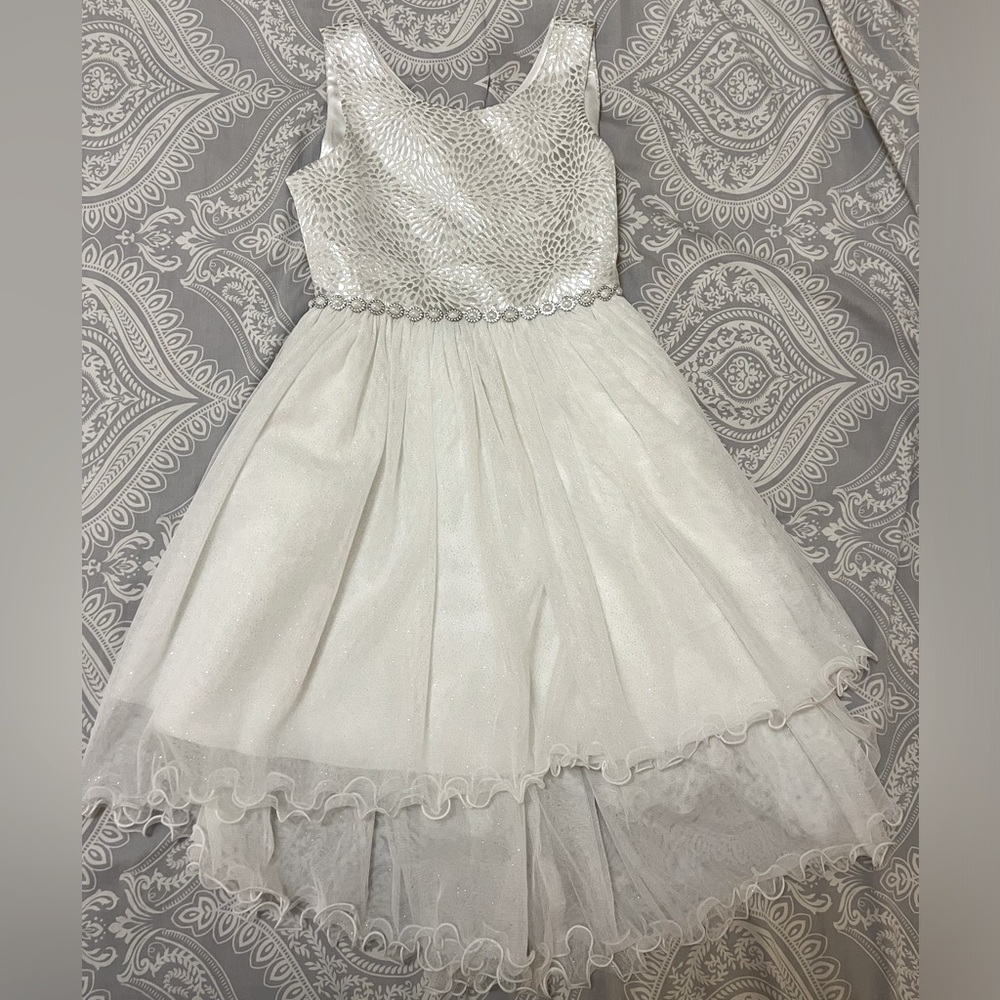 Stunning NEW Couture Princess white/silver beaded dress, girls size 10 youth